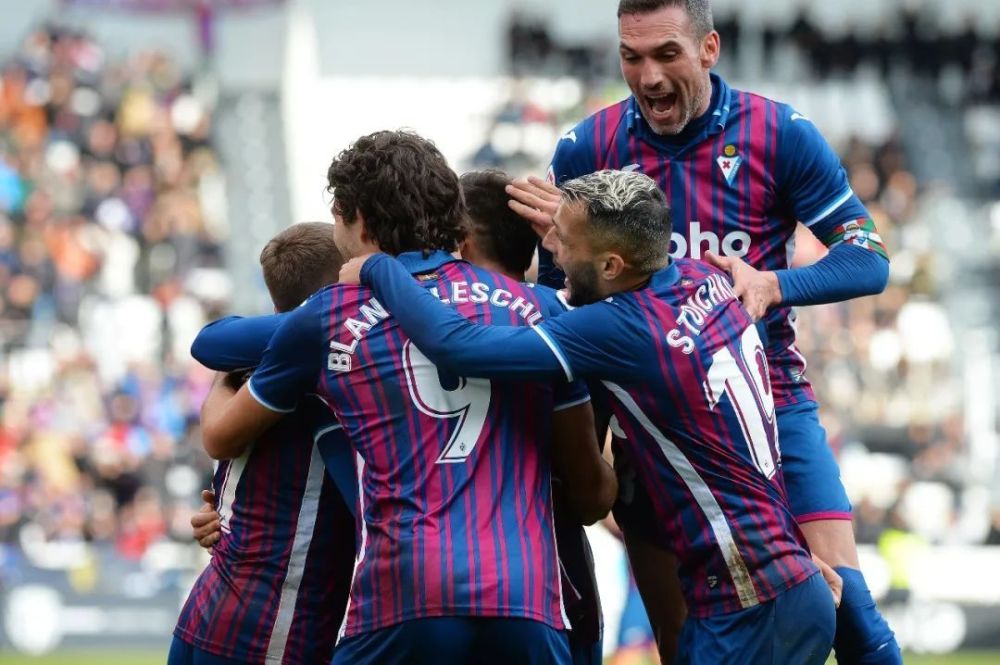 剧烈波动 剧烈波动