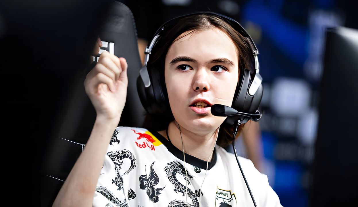 卡明斯基从 卡明斯基从