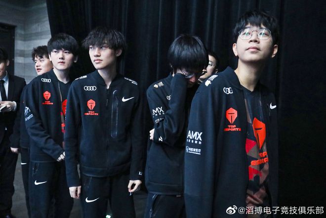 与中路的二